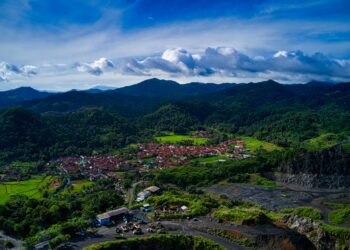 Death Toll Rises to 23 After Landslide at Illegal Gold Mine in Indonesia