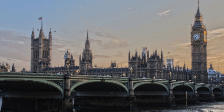 UK Government Announces National Inquiry Into Grooming Gangs