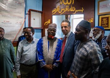 Cuomo’s Visit to Darou Salam Mosque Highlights Push for Arabic Charter School