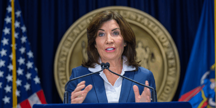 Governor Hochul Says Mamdani’s Fare-Free Bus Plan Is Not Possible
