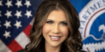 Homeland Security Offers $3,000 Holiday Incentive for Illegal Migrants to Leave U.S. Voluntarily