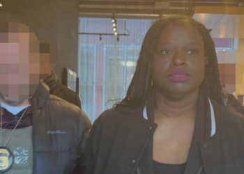 Federal Authorities Arrest Activists in Cities Church Protest Against ICE in Minnesota