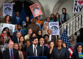 Mamdani Sues Trump Over Public Charge Rule as White House Fires Back